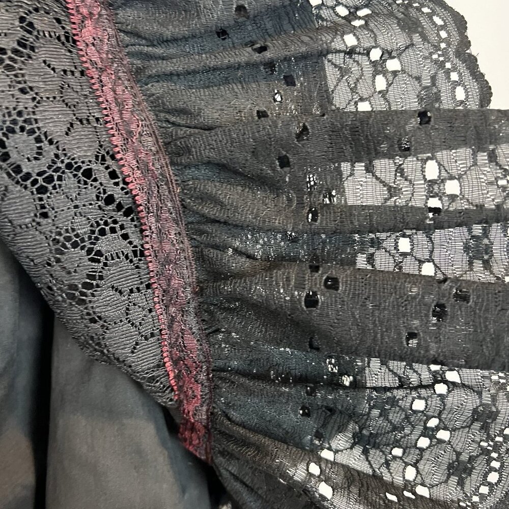 Vintage Black Lace Skirt Womens Size Small Bows Whimsigoth Witchy Kuro Lolita - Picture 7 of 10